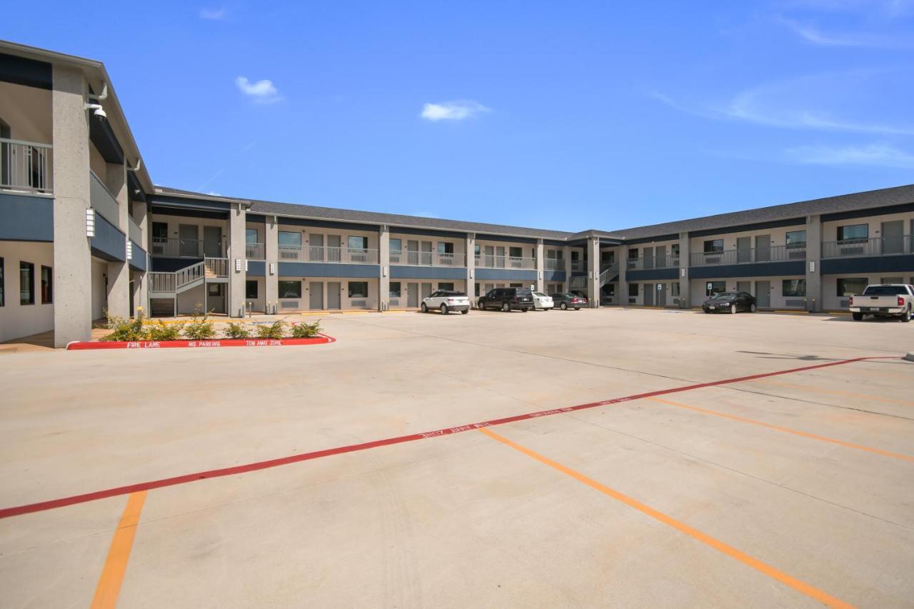 Americas Best Value Inn & Suites Ne Houston Downtown I-610 Buitenkant foto
