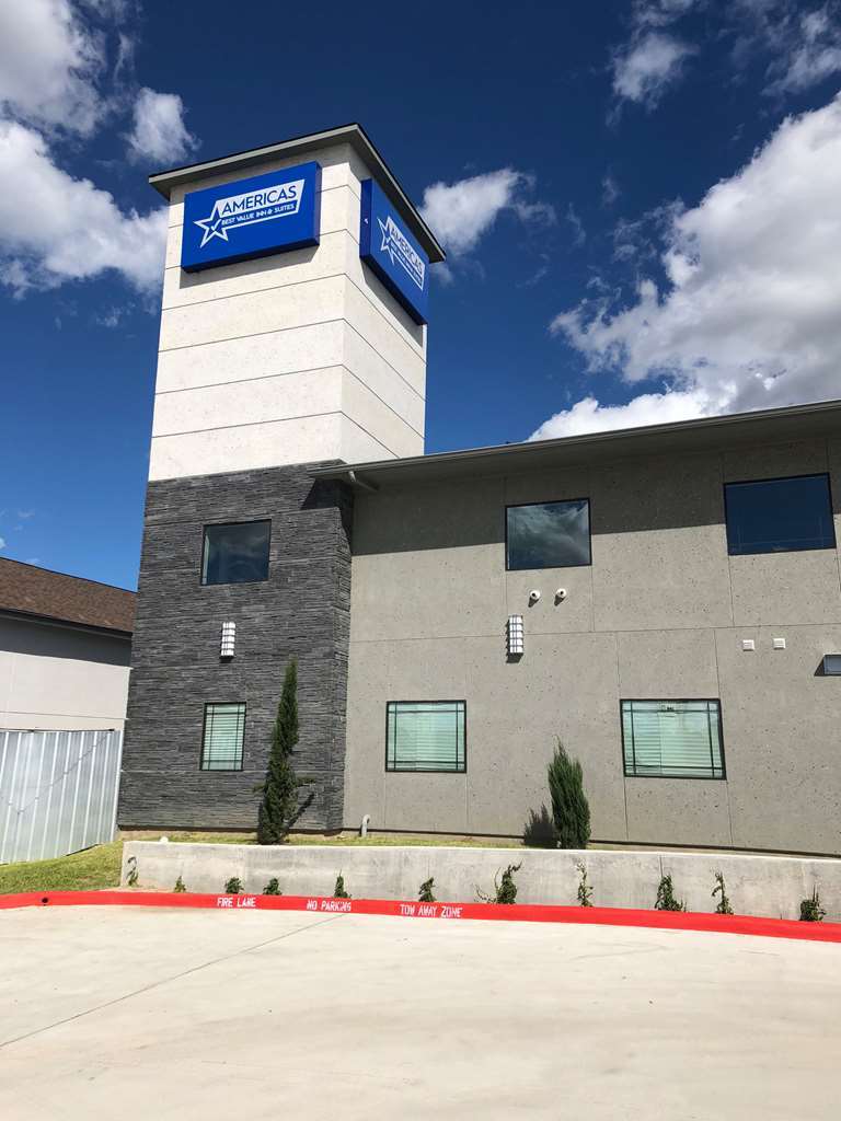 Americas Best Value Inn & Suites Ne Houston Downtown I-610 Buitenkant foto