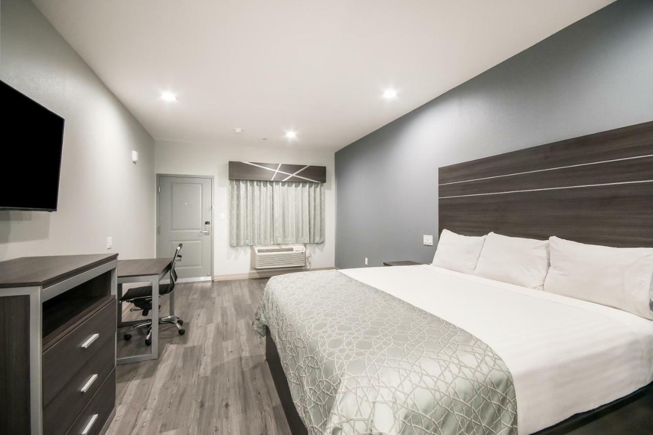 Americas Best Value Inn & Suites Ne Houston Downtown I-610 Buitenkant foto